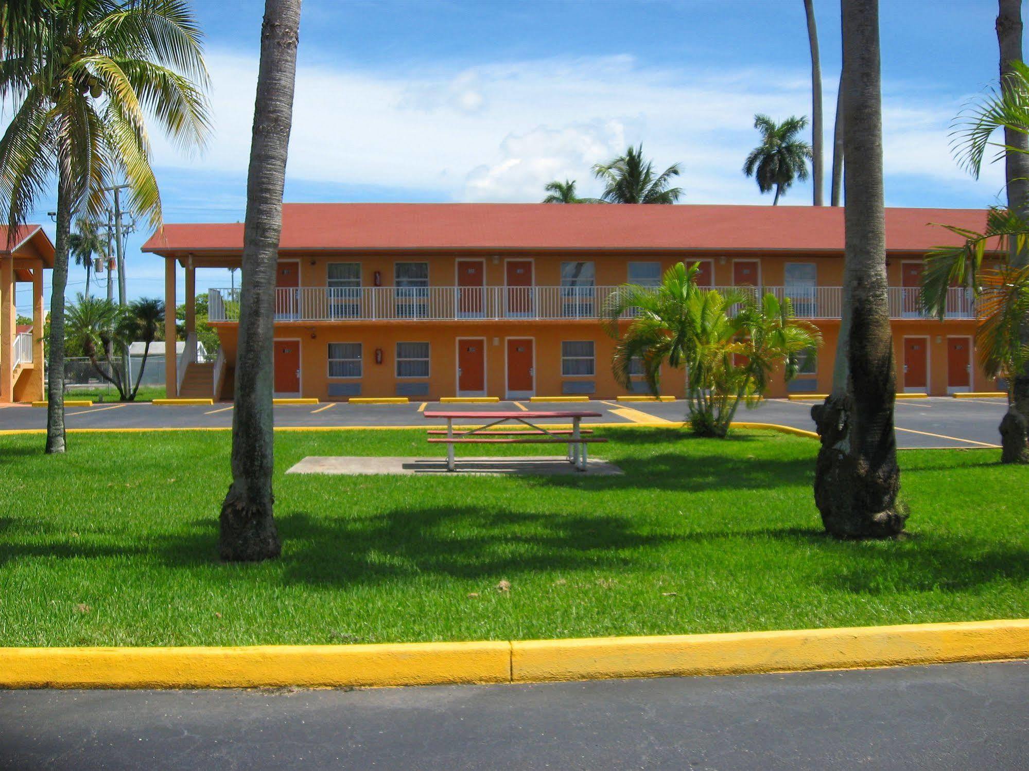 Fairway Inn Florida City Homestead Everglades Bagian luar foto